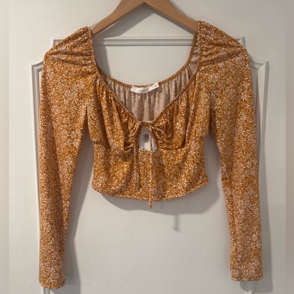 NWT Lush Brand Dry Goods Long Sleeve Floral Crop Top - XS